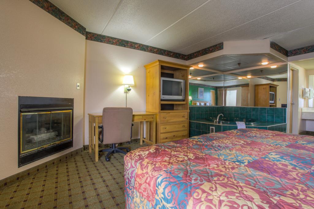 Royal Inn Pigeon Forge Δωμάτιο φωτογραφία