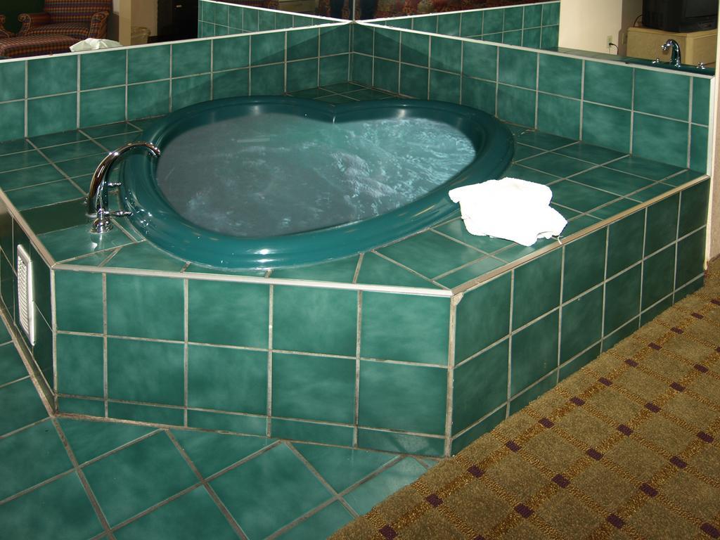 Royal Inn Pigeon Forge Δωμάτιο φωτογραφία